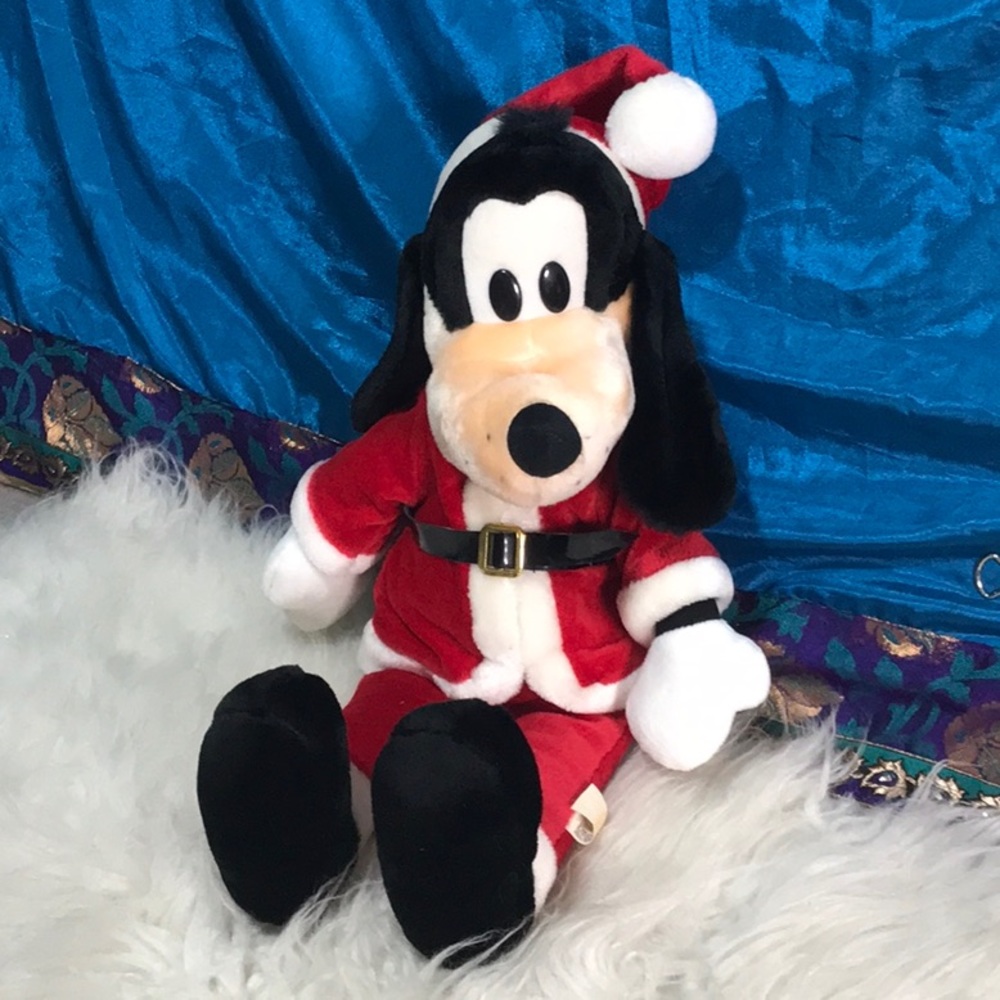 Disney GOOFY plush stuffed in Santa Costume 18-in